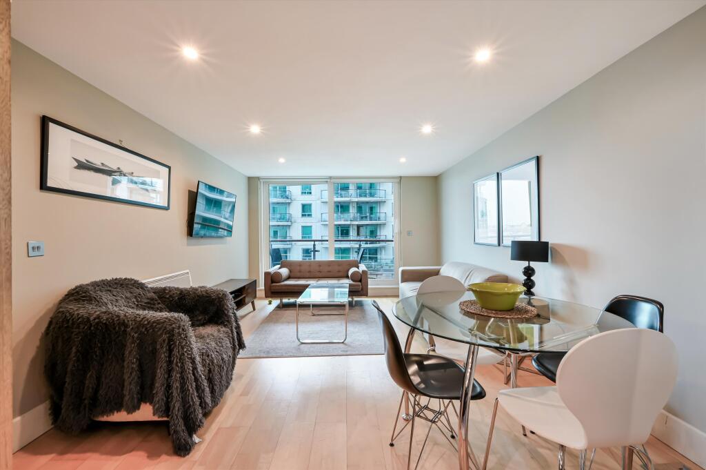 2 bed 1st Floor Flat for rent in Westminster. From Knight Frank - Lettings - Battersea