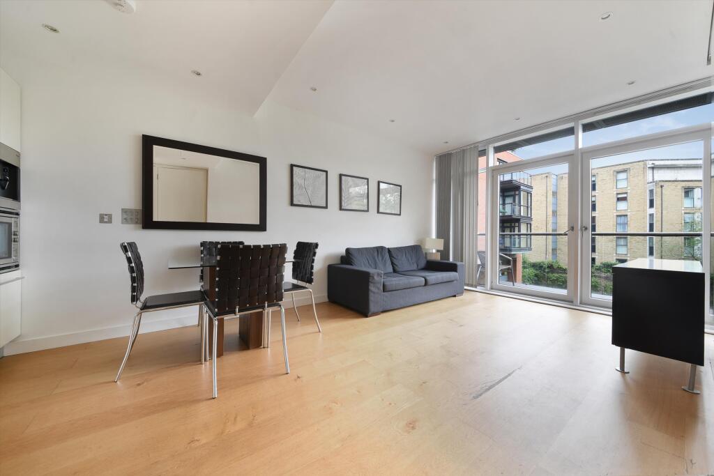 2 bed 1st Floor Flat for rent in London. From Knight Frank - Lettings - Battersea