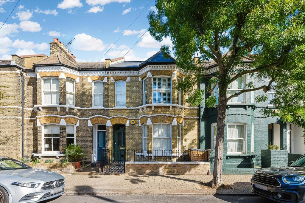 4 bed Semi Detached for rent in Battersea. From Knight Frank - Lettings - Battersea 4 bed Semi Detached for rent in Battersea. From Knight Frank - Lettings - Battersea