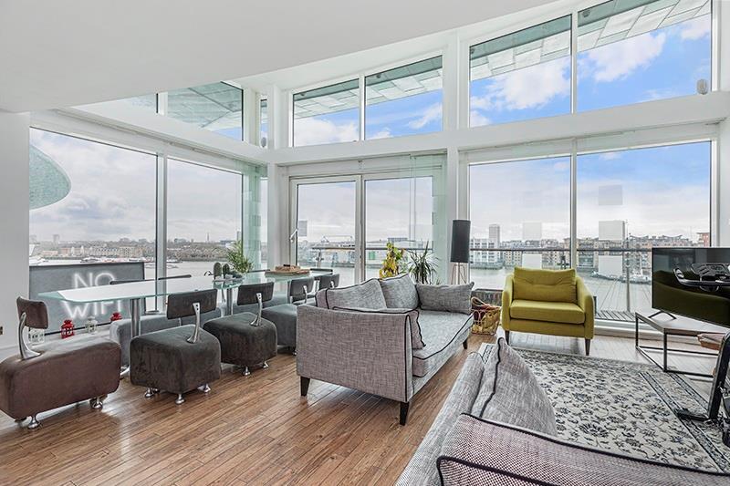 3 bed 1st Floor Flat for rent in London. From Knight Frank - Lettings - Wapping