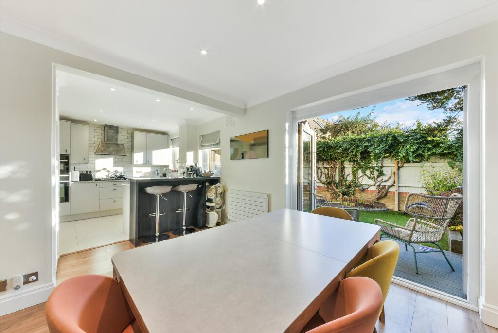 4 bed Detached for rent in London. From Knight Frank - Lettings - Wapping