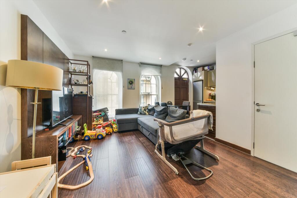 1 bed 1st Floor Flat for rent in Bermondsey. From Knight Frank - Lettings - Wapping