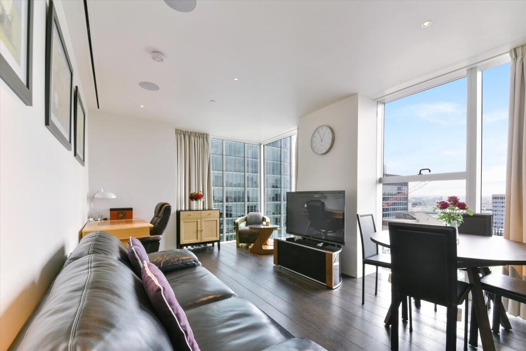 1 bed 1st Floor Flat for rent in London. From Knight Frank - Lettings - Wapping