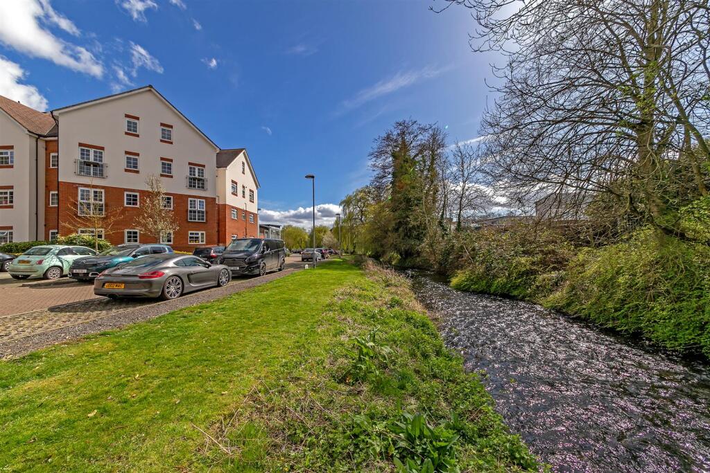 1 bed 1st Floor Flat for rent in Harpenden. From Cassidy & Tate - St Albans