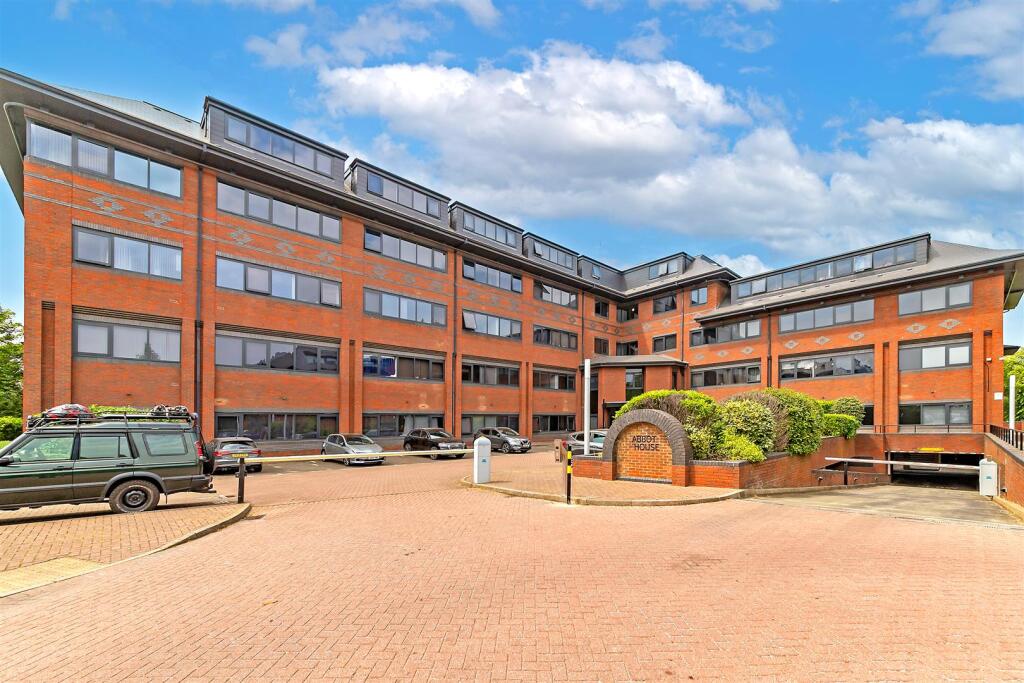 1 bed 1st Floor Flat for rent in St Albans. From Cassidy & Tate - St Albans