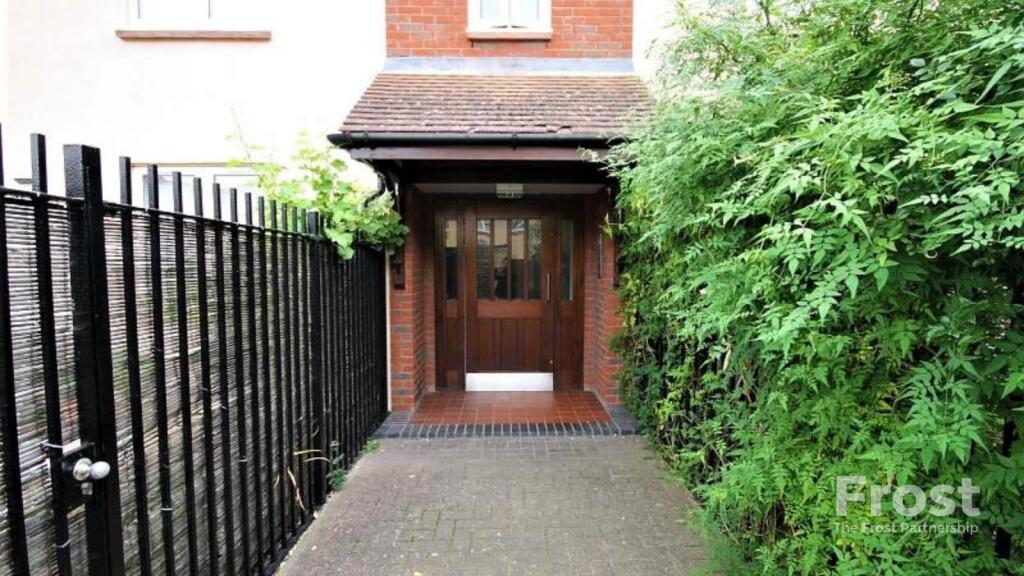 1 bed Apartment for rent in Feltham. From The Frost Partnership Feltham