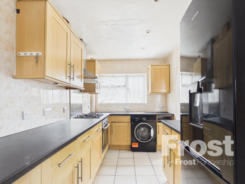 3 bed Semi Detached for rent in Feltham. From The Frost Partnership Feltham