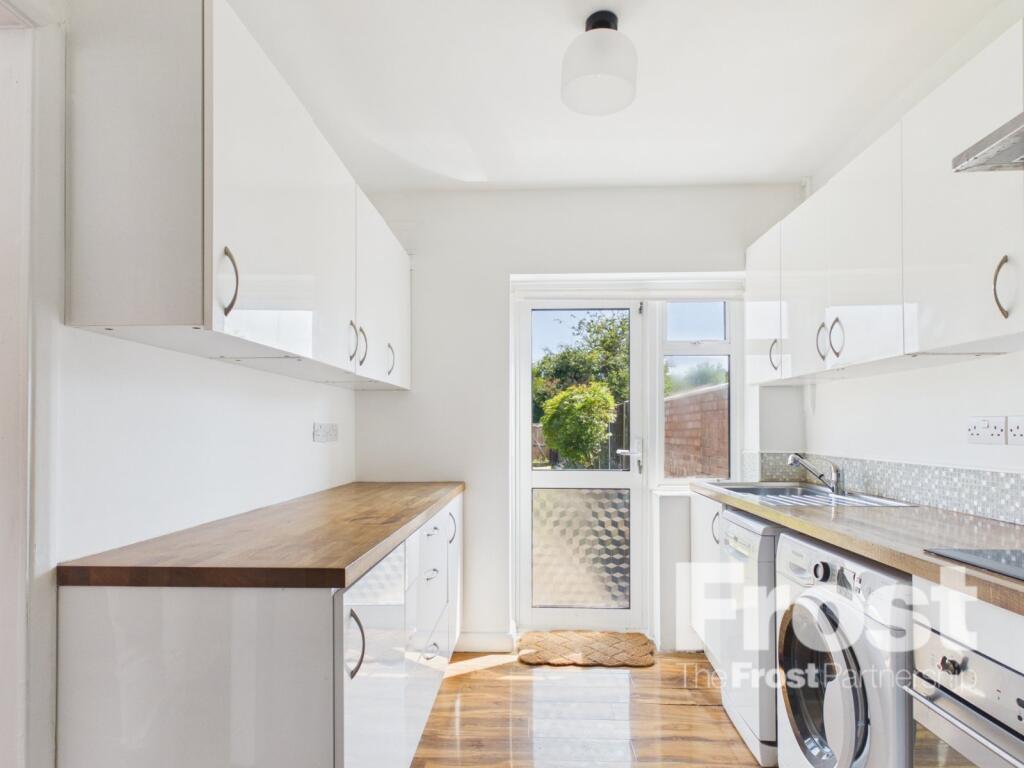 3 bed Mid Terraced House for rent in Feltham. From The Frost Partnership Feltham 3 bed Mid Terraced House for rent in Feltham. From The Frost Partnership Feltham