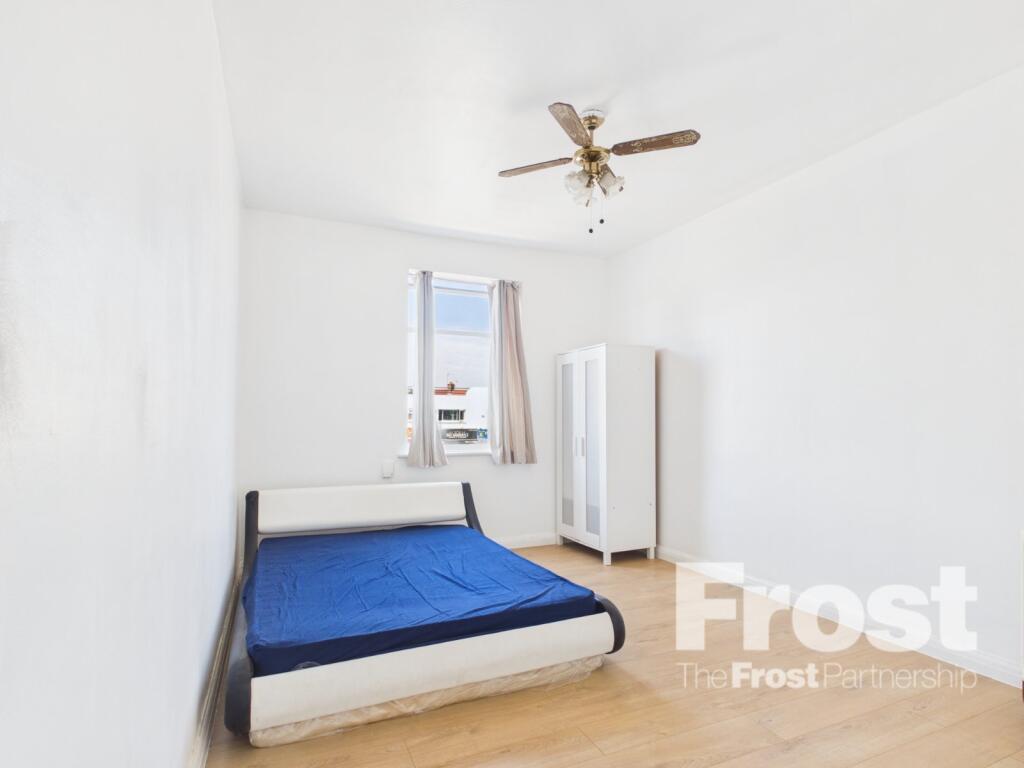 2 bed Apartment for rent in Feltham. From The Frost Partnership Feltham 2 bed Apartment for rent in Feltham. From The Frost Partnership Feltham