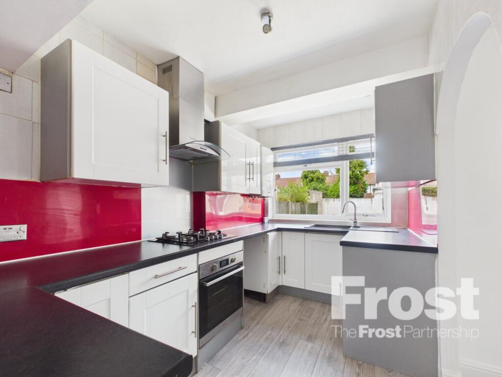 3 bed End of Terrace for rent in Feltham. From The Frost Partnership Feltham
