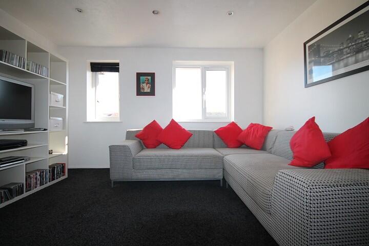 1 bed Apartment for rent in Feltham. From The Frost Partnership Feltham