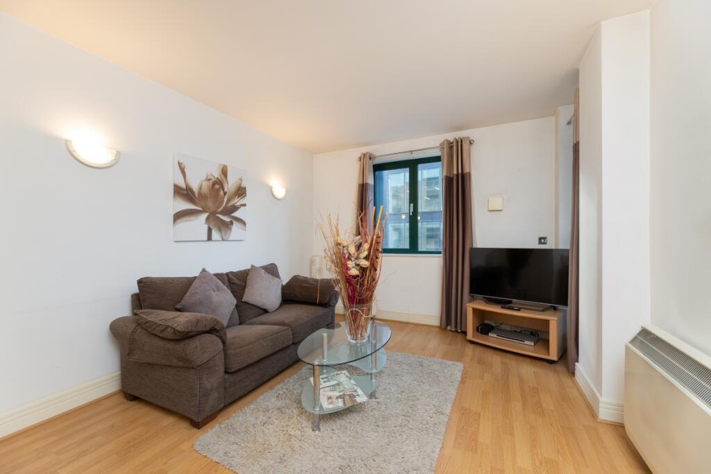 1 bed Apartment for rent in Stepney. From Cluttons - Wapping - Lettings 1 bed Apartment for rent in Stepney. From Cluttons - Wapping - Lettings