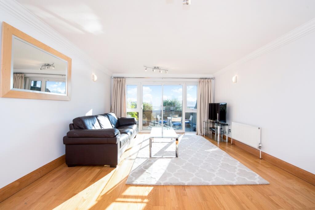 2 bed 1st Floor Flat for rent in Bermondsey. From Cluttons - Wapping - Sales