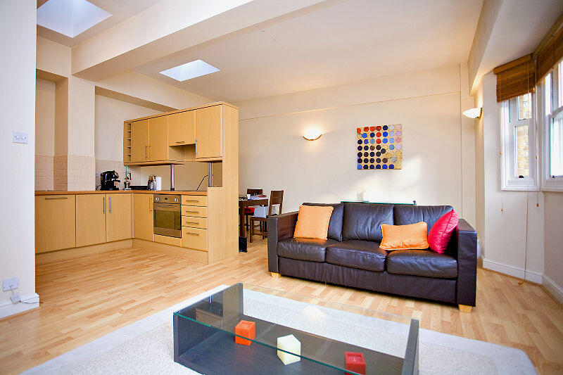 1 bed 1st Floor Flat for rent in Bermondsey. From Cluttons - Wapping - Sales 1 bed 1st Floor Flat for rent in Bermondsey. From Cluttons - Wapping - Sales