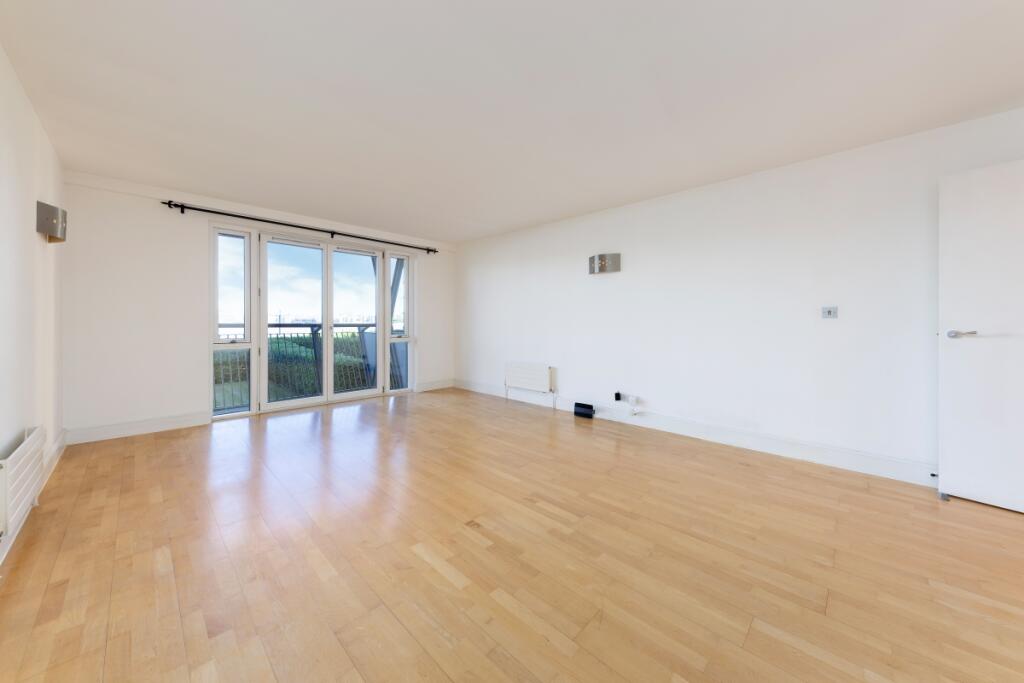 2 bed Apartment for rent in Poplar. From Cluttons - Wapping - Sales