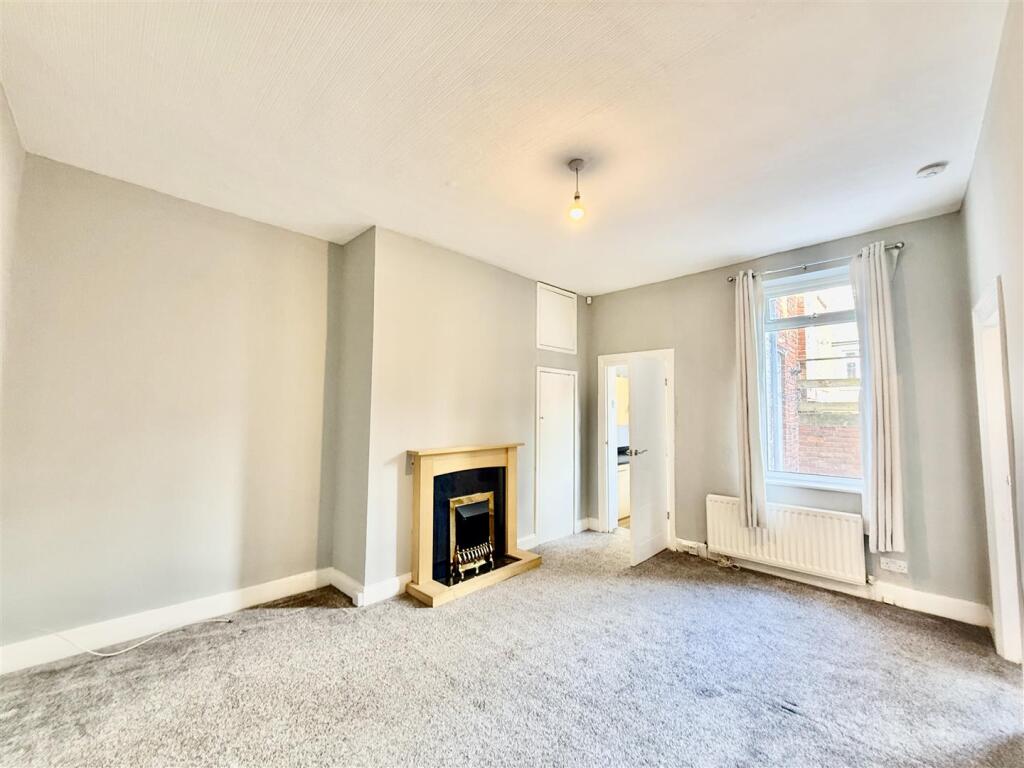 2 bed 1st Floor Flat for rent in Gateshead. From Gordon Brown Estate Agents Ltd - Gateshead 2 bed 1st Floor Flat for rent in Gateshead. From Gordon Brown Estate Agents Ltd - Gateshead