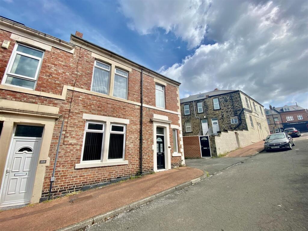 3 bed End of Terrace for rent in Gateshead. From Gordon Brown Estate Agents Ltd - Gateshead 3 bed End of Terrace for rent in Gateshead. From Gordon Brown Estate Agents Ltd - Gateshead