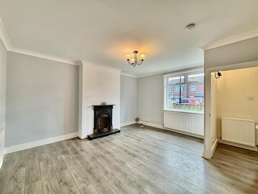 2 bed Mid Terraced House for rent in Newcastle upon Tyne. From Gordon Brown Estate Agents Ltd - Gateshead 2 bed Mid Terraced House for rent in Newcastle upon Tyne. From Gordon Brown Estate Agents Ltd - Gateshead