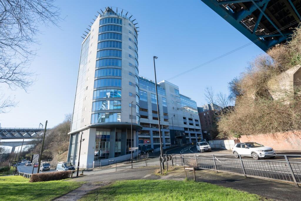 2 bed 1st Floor Flat for rent in Newcastle upon Tyne. From Gordon Brown Estate Agents Ltd - Gateshead