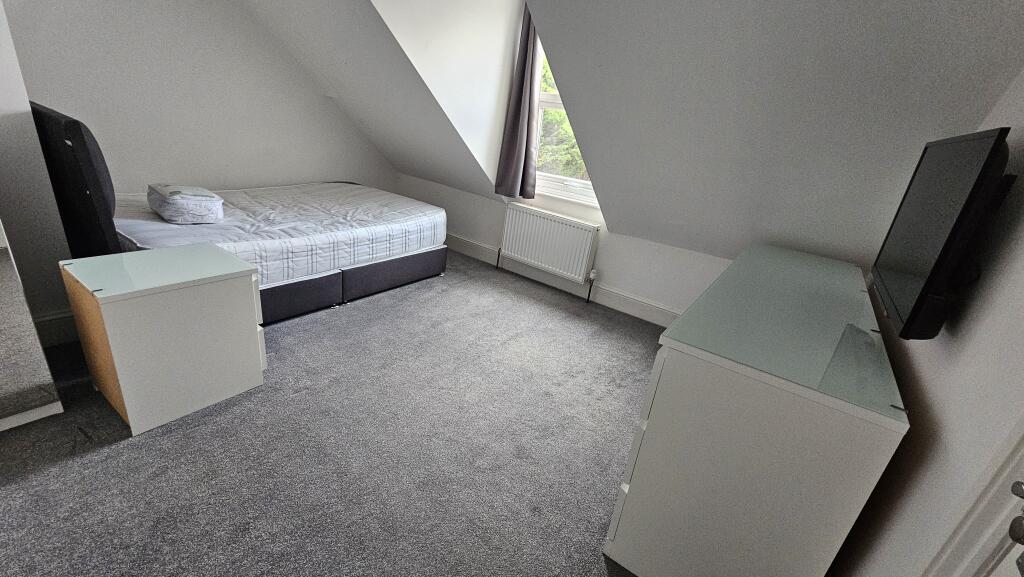 1 bed Semi Detached for rent in Woodley. From Cintra Estates - Reading 1 bed Semi Detached for rent in Woodley. From Cintra Estates - Reading