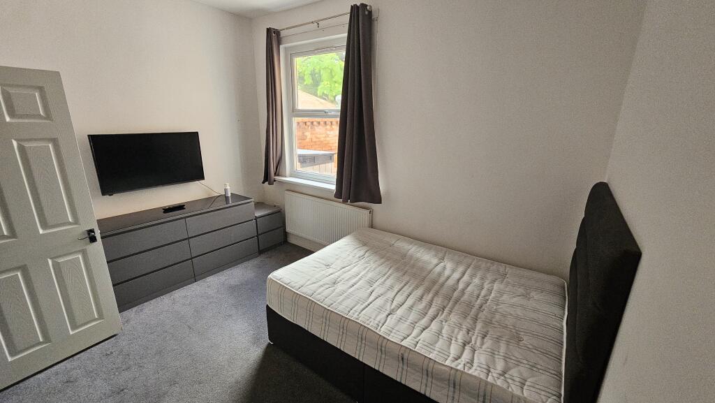 1 bed Semi Detached for rent in Reading. From Cintra Estates - Reading