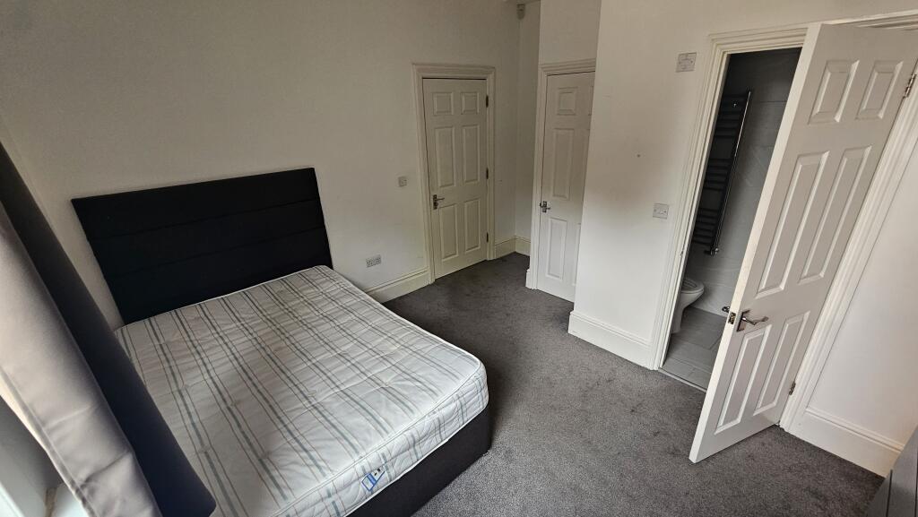 1 bed Semi Detached for rent in Woodley. From Cintra Estates - Reading