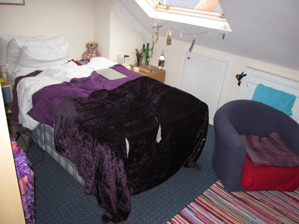 6 bed Mid Terraced House for rent in Reading. From Cintra Estates - Reading