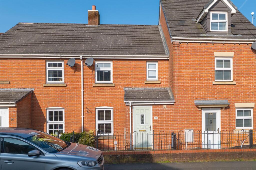 3 bed Mid Terraced House for rent in Chorley. From Ben Rose - Chorley