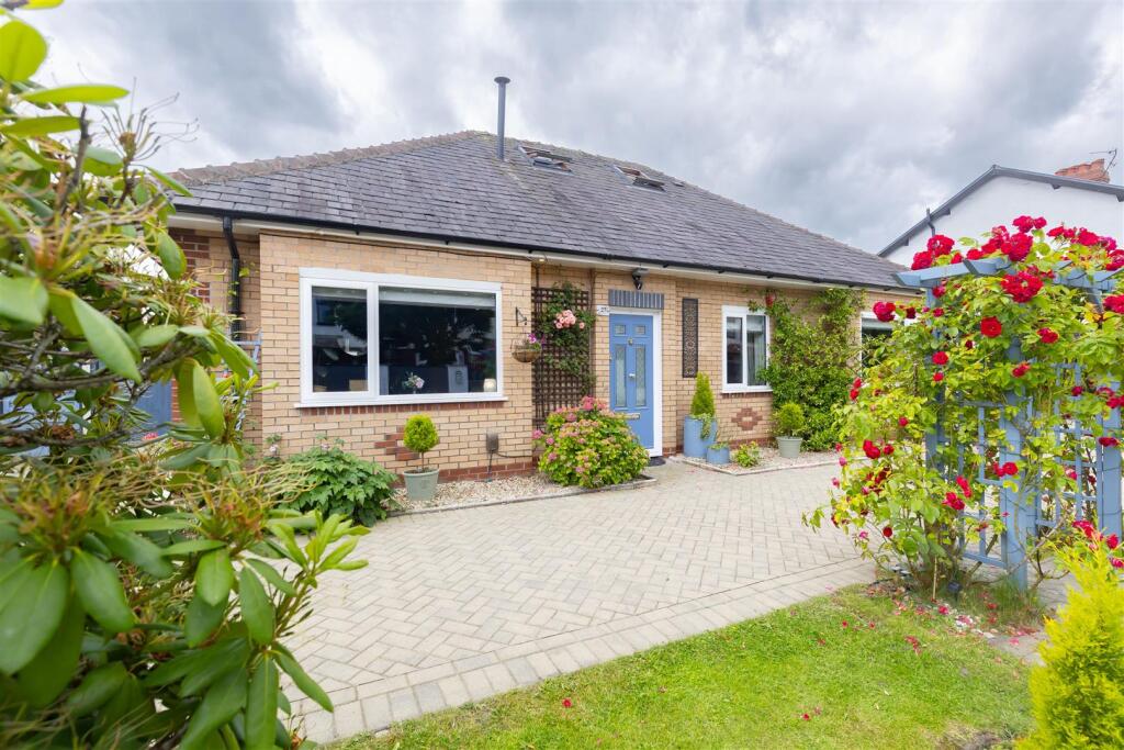 4 bed Detached bungalow for rent in Fulwood. From Ben Rose - Chorley 4 bed Detached bungalow for rent in Fulwood. From Ben Rose - Chorley