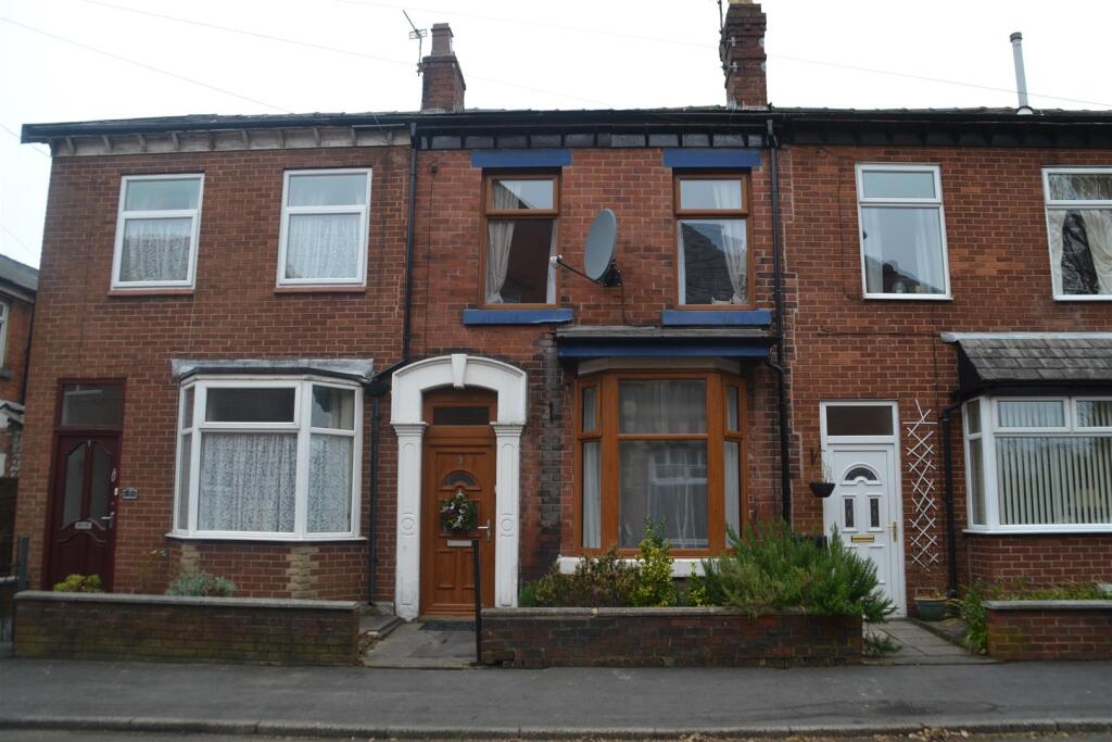 2 bed Mid Terraced House for rent in Chorley. From Ben Rose - Chorley
