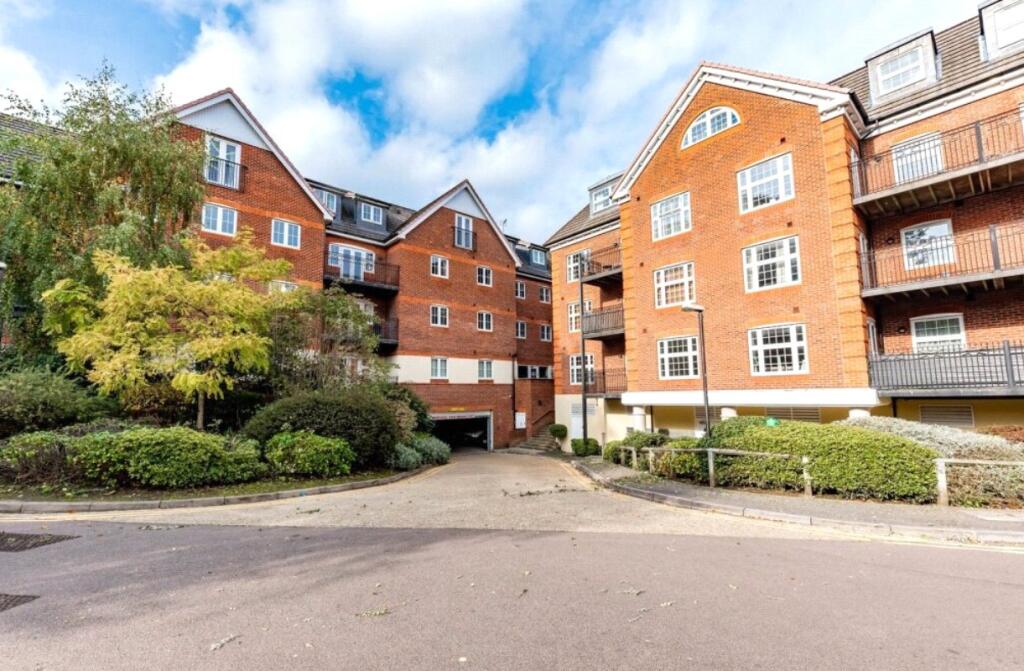 1 bed 1st Floor Flat for rent in Camberley. From Orchard - Camberley
