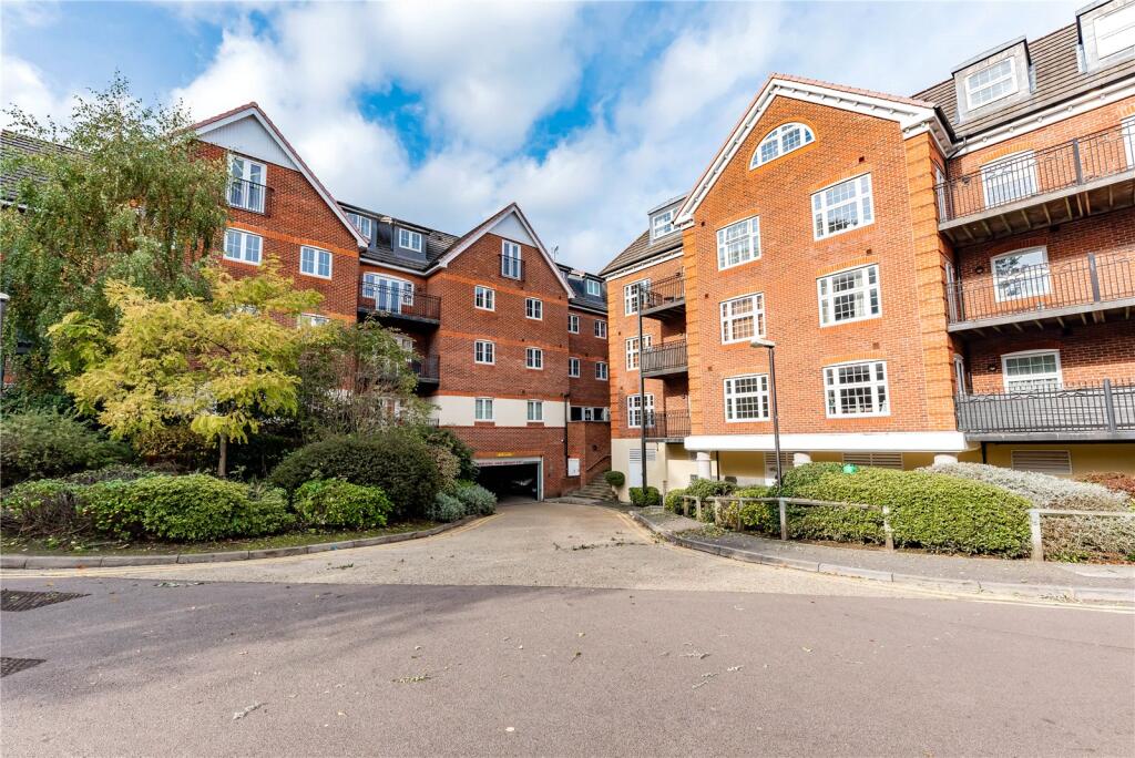 2 bed 1st Floor Flat for rent in Camberley. From Orchard - Camberley