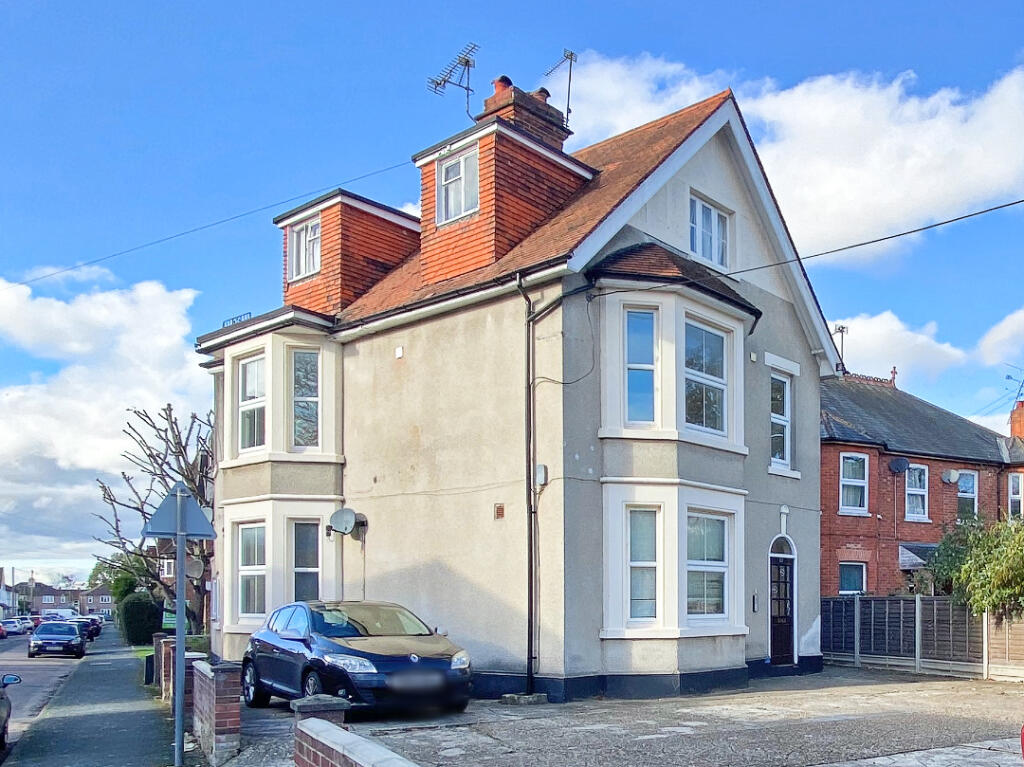 2 bed 1st Floor Flat for rent in Camberley. From Orchard - Camberley