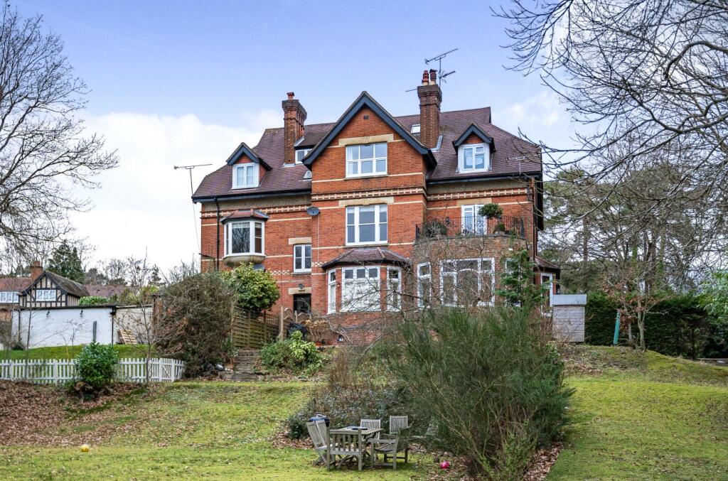 1 bed 1st Floor Flat for rent in Camberley. From Orchard - Camberley 1 bed 1st Floor Flat for rent in Camberley. From Orchard - Camberley