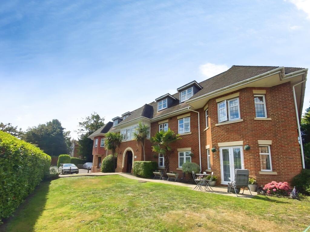 2 bed 1st Floor Flat for rent in Bagshot. From Orchard - Camberley 2 bed 1st Floor Flat for rent in Bagshot. From Orchard - Camberley