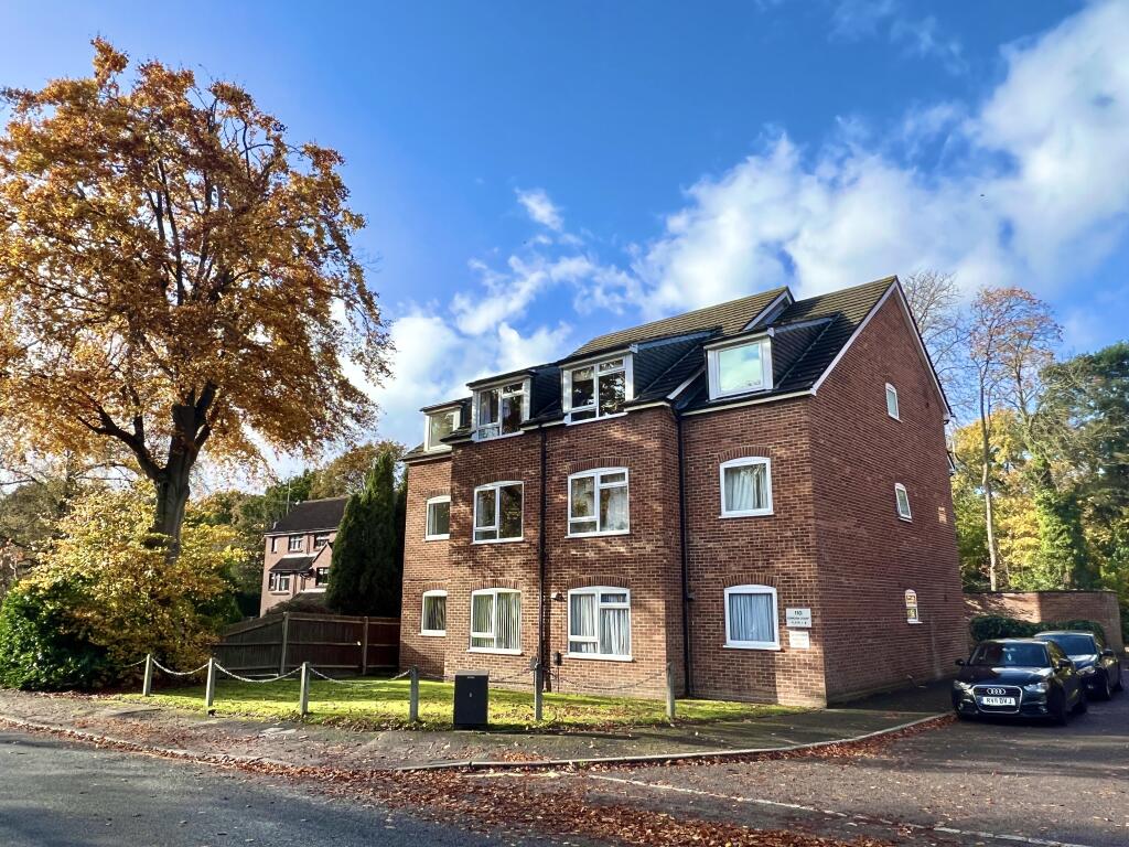 2 bed 1st Floor Flat for rent in Camberley. From Orchard - Camberley