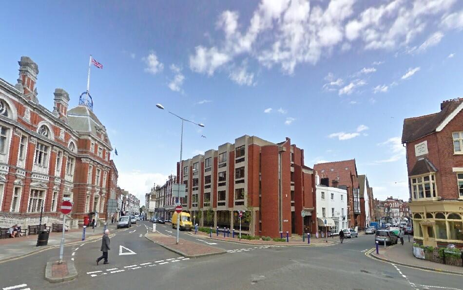 0 bed 1st Floor Flat for rent in Eastbourne. From Henry Adams - Haywards Heath 0 bed 1st Floor Flat for rent in Eastbourne. From Henry Adams - Haywards Heath