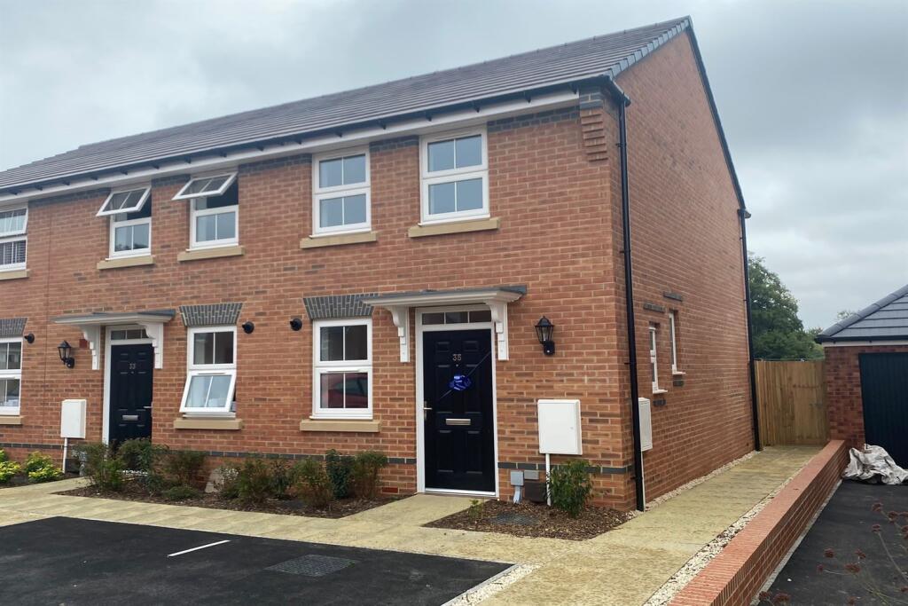 2 bed Semi Detached for rent in Havant. From Henry Adams - Petersfield