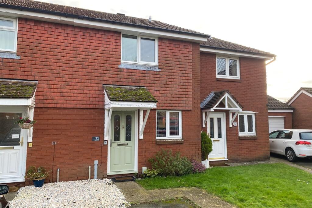 2 bed Mid Terraced House for rent in Buriton. From Henry Adams - Petersfield 2 bed Mid Terraced House for rent in Buriton. From Henry Adams - Petersfield