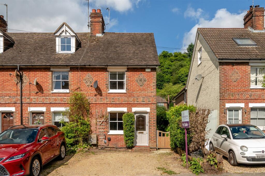 2 bed Semi Detached for rent in Hammer. From Henry Adams - Petersfield