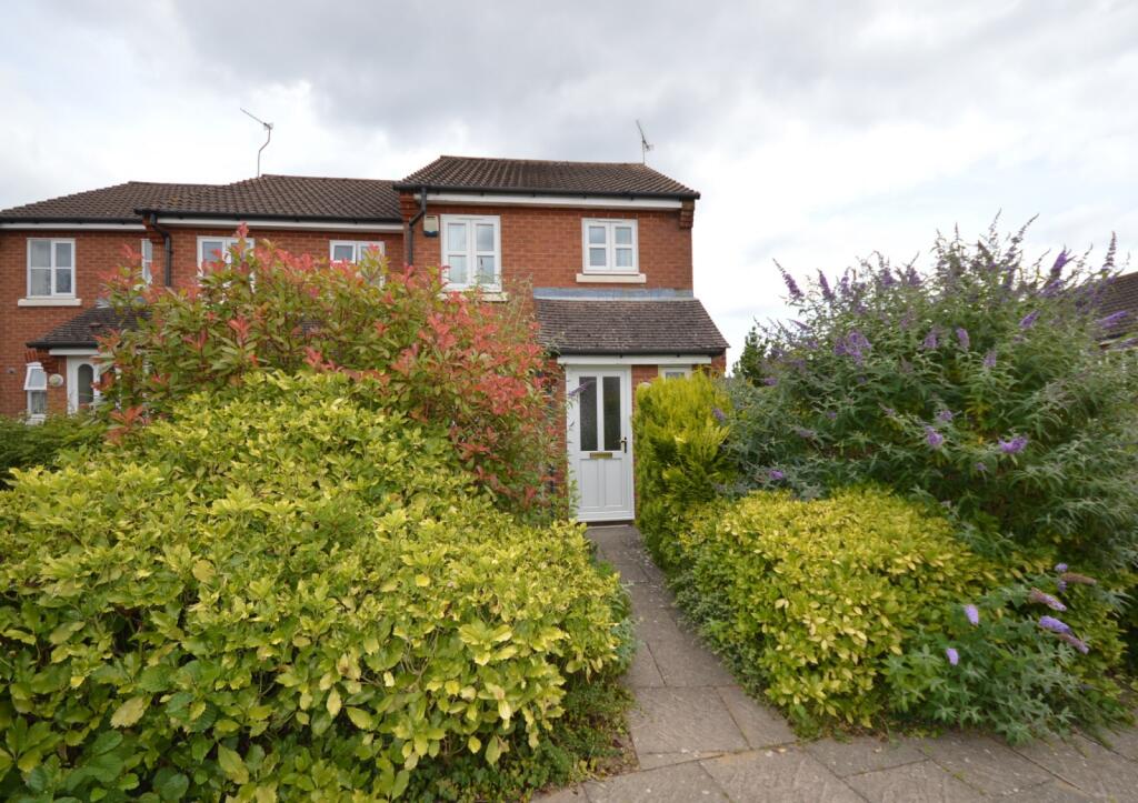 2 bed End of Terrace for rent in Pulborough. From Henry Adams - Storrington