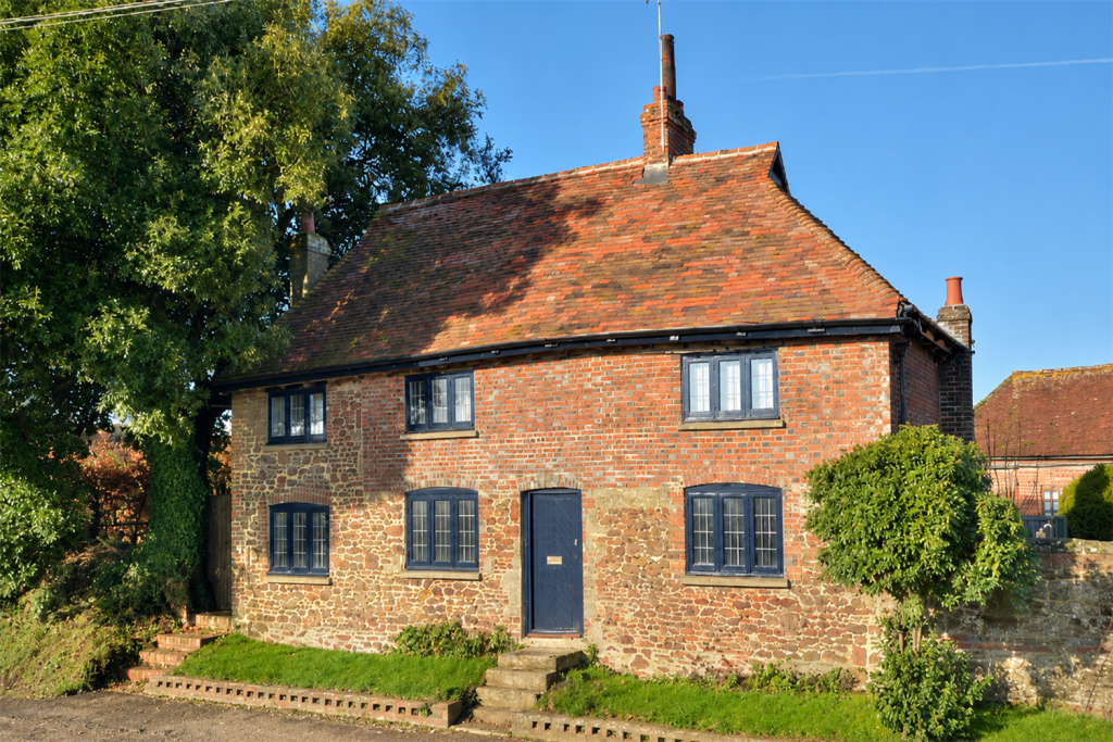 3 bed Detached for rent in Pulborough. From Henry Adams - Storrington