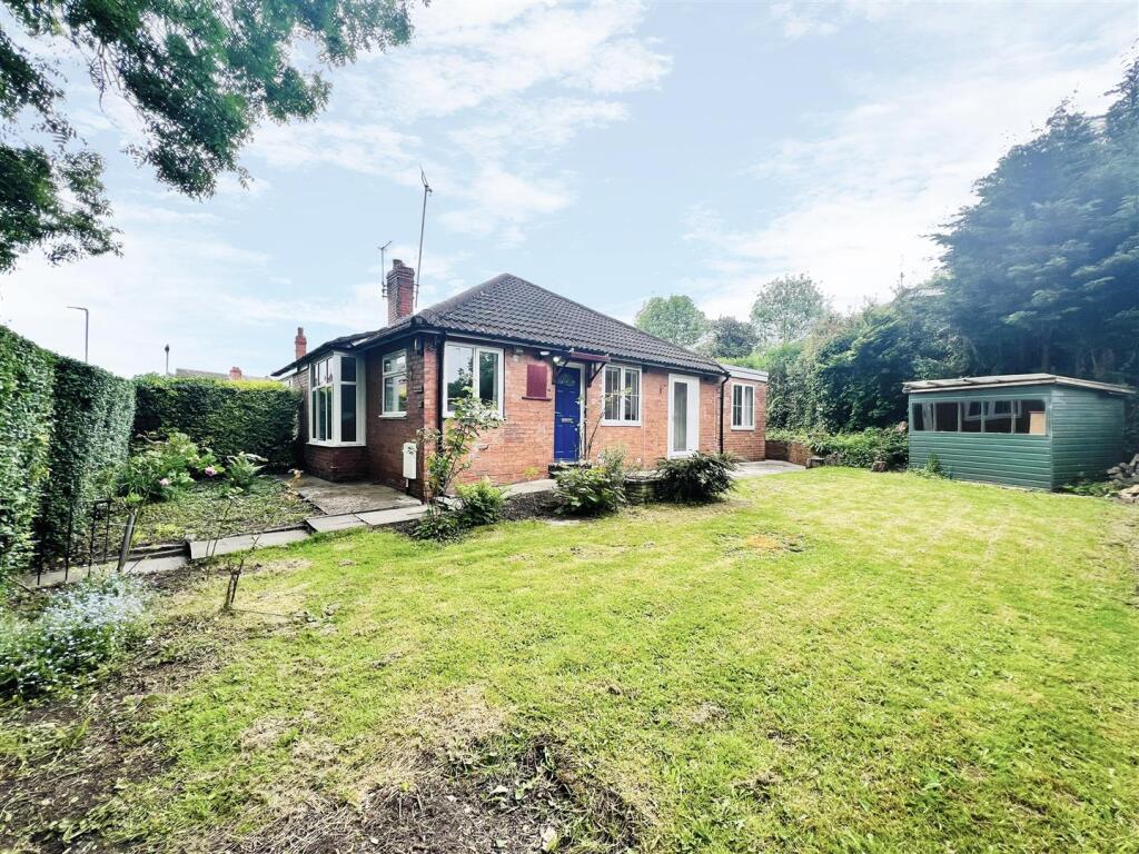 3 bed Semi-detached bungalow for rent in Leeds. From Cornerstone Estate Agents - Leeds
