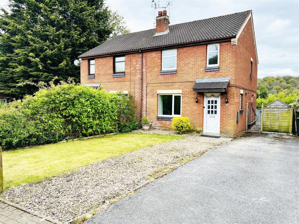 3 bed Semi Detached for rent in Leeds. From Cornerstone Estate Agents - Leeds