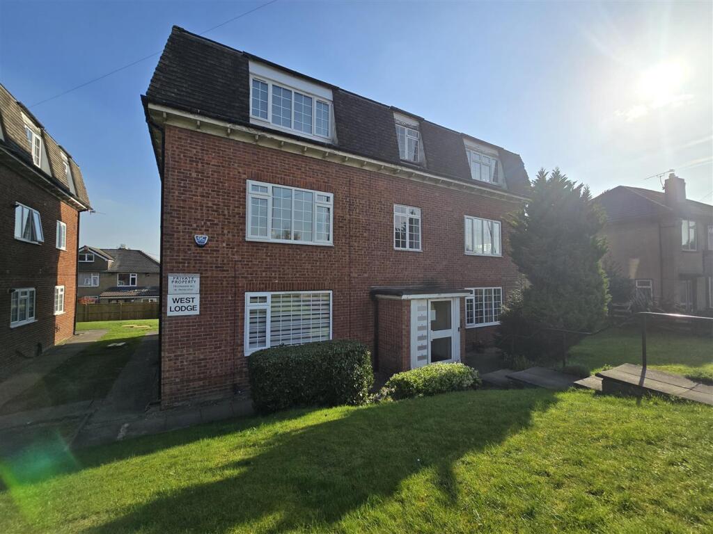 2 bed House Share for rent in Leeds. From Cornerstone Estate Agents - Leeds