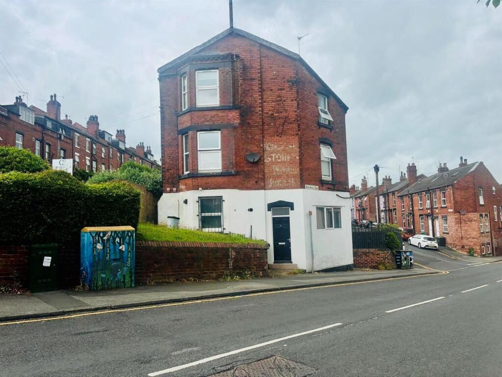 1 bed 1st Floor Flat for rent in Leeds. From Cornerstone Estate Agents - Leeds 1 bed 1st Floor Flat for rent in Leeds. From Cornerstone Estate Agents - Leeds