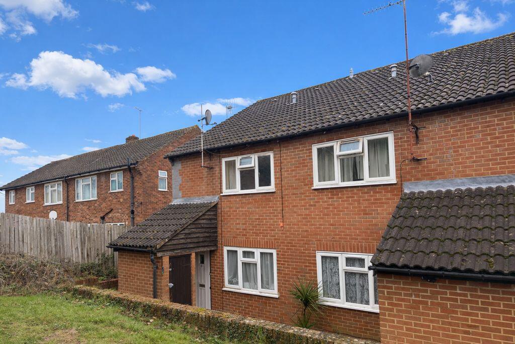 1 bed Detached for rent in High Wycombe. From Crendon House - Wooburn Green