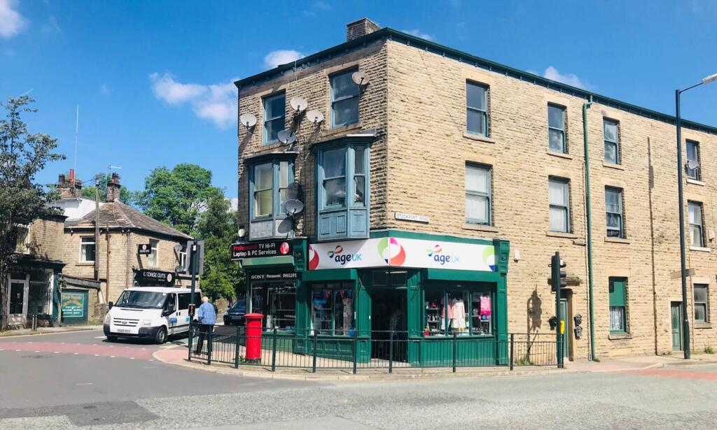 1 bed 1st Floor Flat for rent in Mossley. From Aubrey Lee & Co - Prestwich