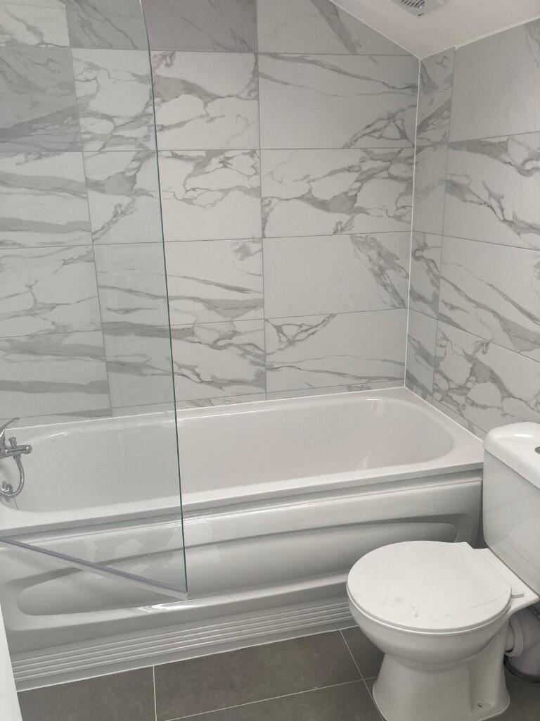 2 bed 1st Floor Flat for rent in London. From Stock Page Stock - London