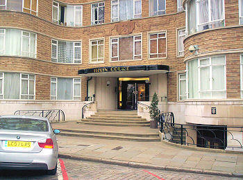 4 bed Studio for rent in London. From Stock Page Stock - London